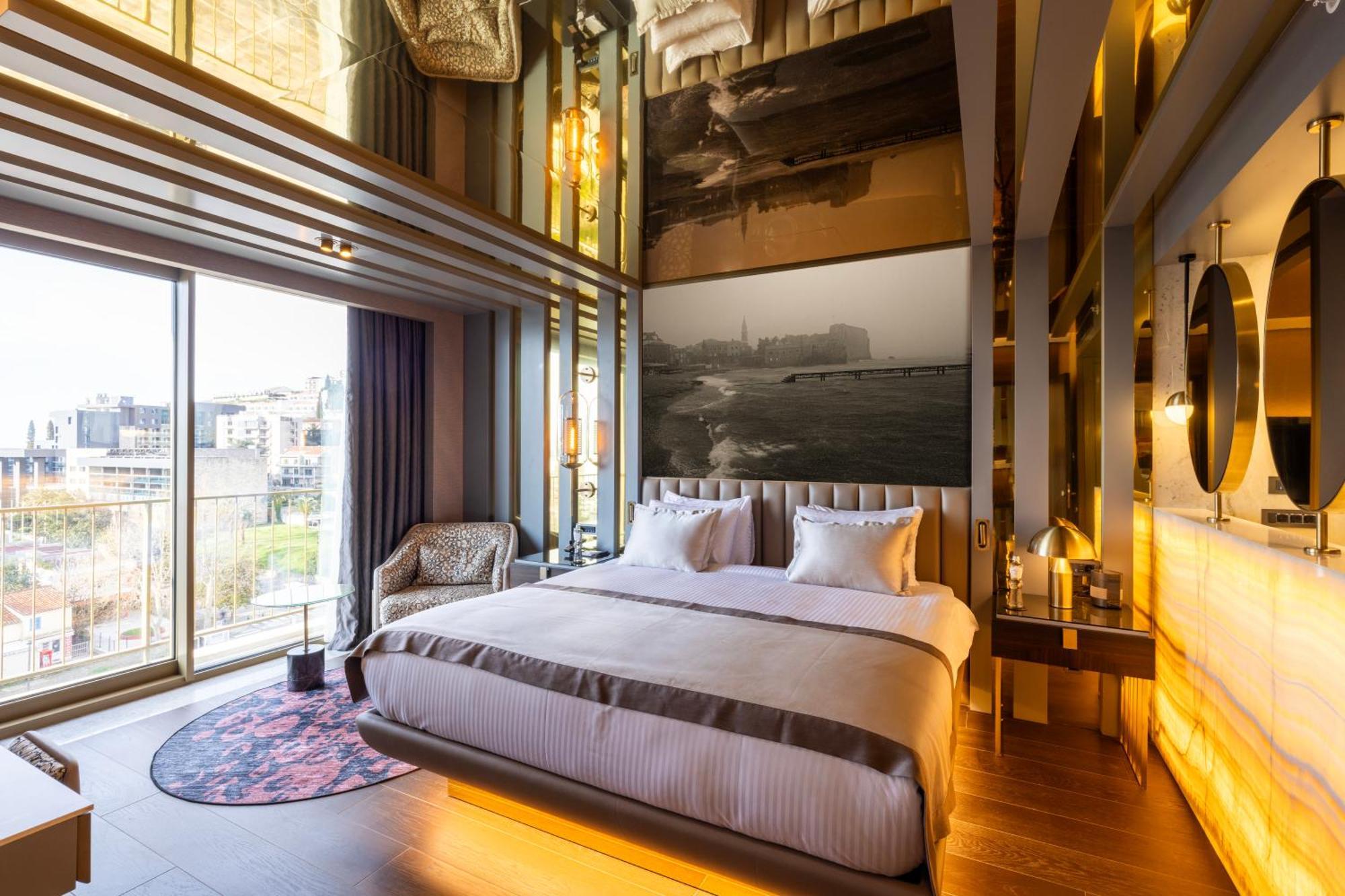 Merit Starlit Hotel & Residences Budva Buitenkant foto