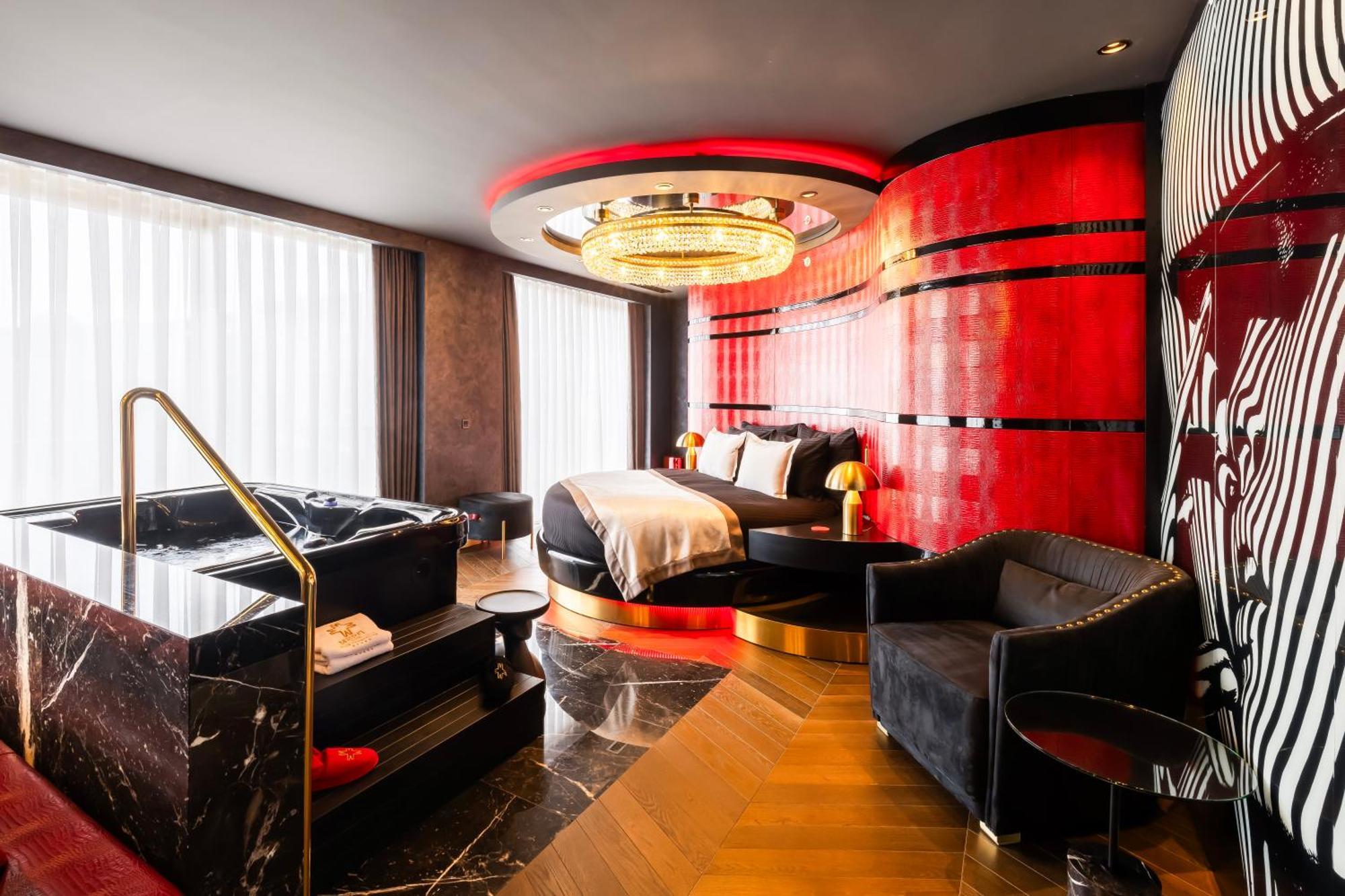 Merit Starlit Hotel & Residences Budva Buitenkant foto