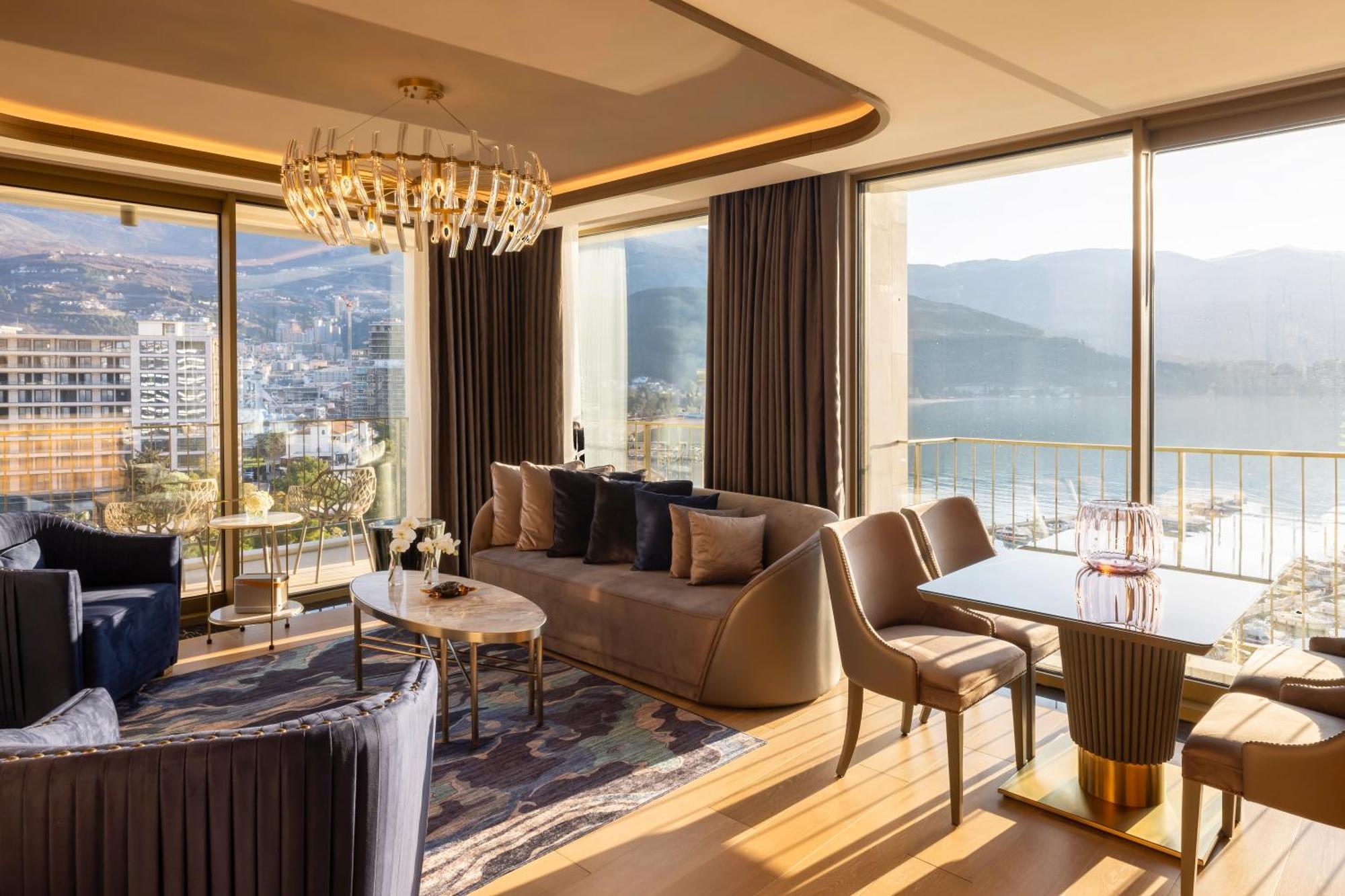 Merit Starlit Hotel & Residences Budva Buitenkant foto