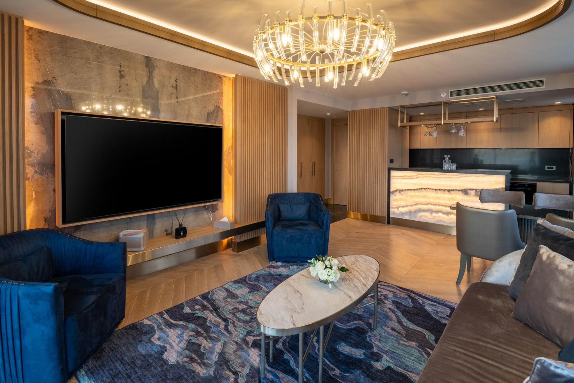 Merit Starlit Hotel & Residences Budva Buitenkant foto