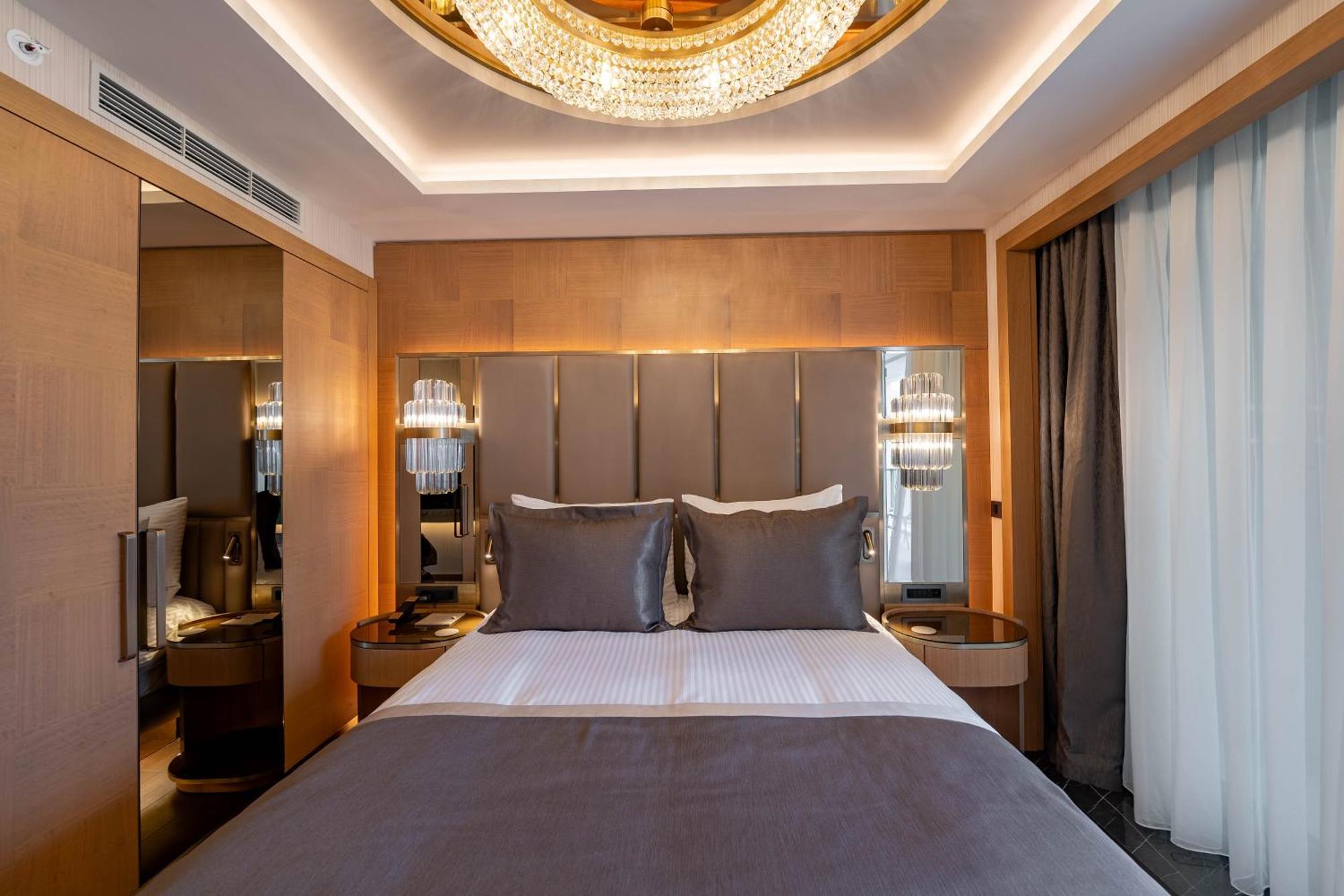 Merit Starlit Hotel & Residences Budva Buitenkant foto