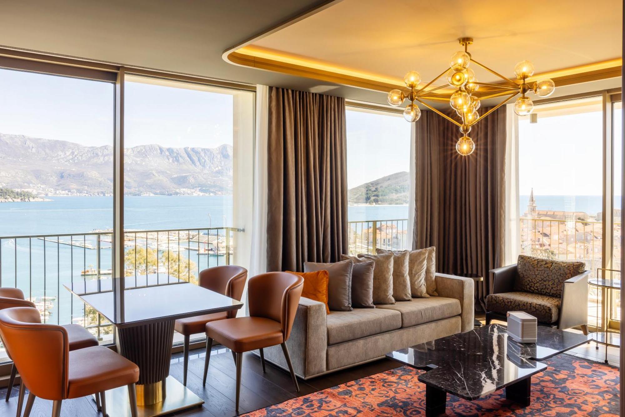 Merit Starlit Hotel & Residences Budva Buitenkant foto