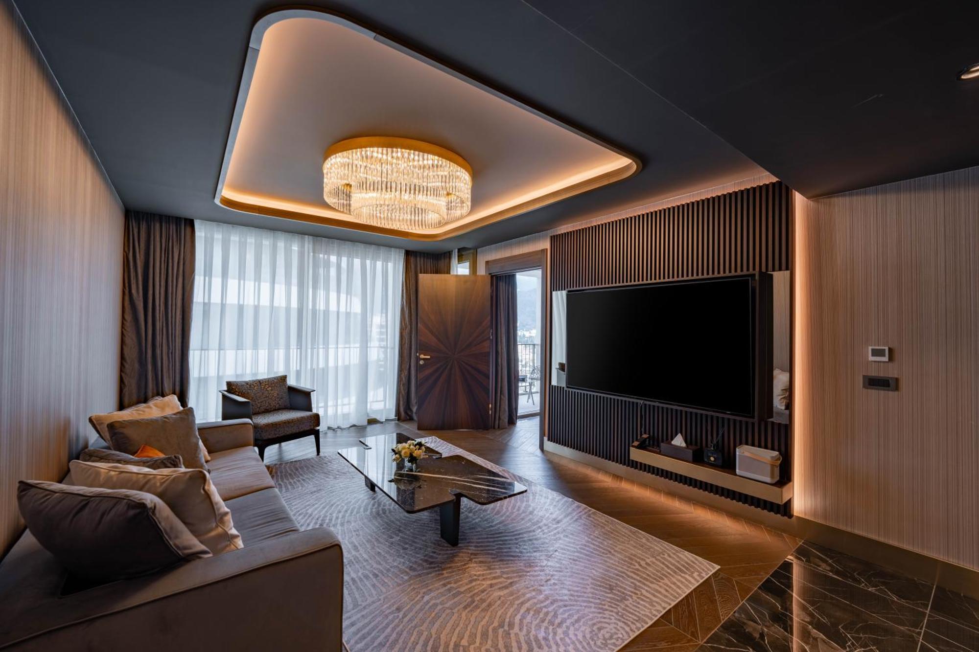 Merit Starlit Hotel & Residences Budva Buitenkant foto
