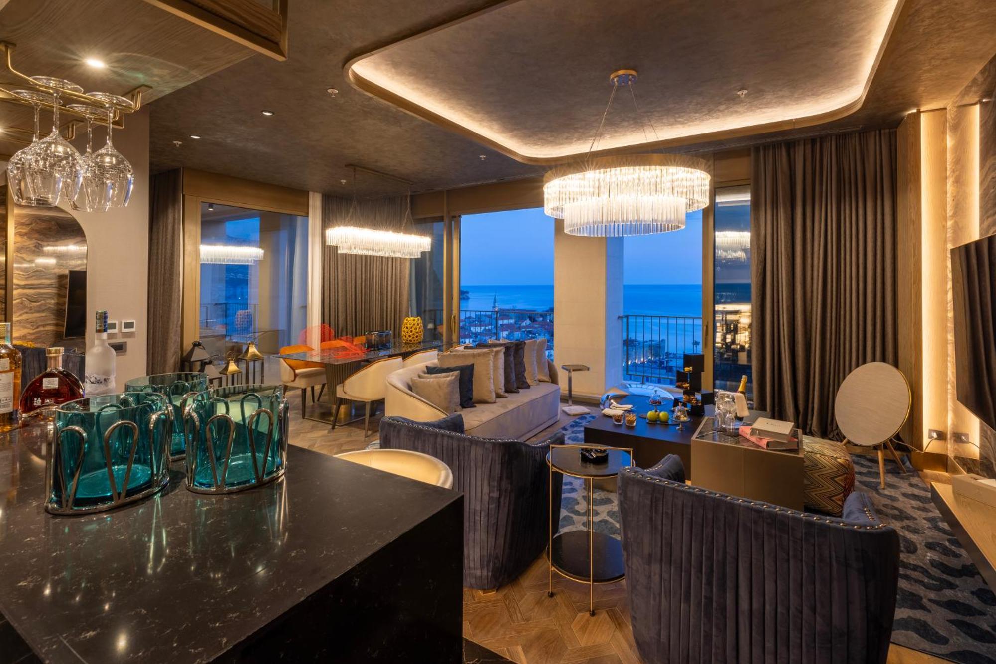 Merit Starlit Hotel & Residences Budva Buitenkant foto
